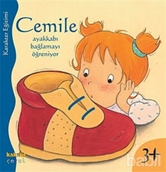 Picture of Cemile Ayakkabı Bağlamayı Öğreniyor