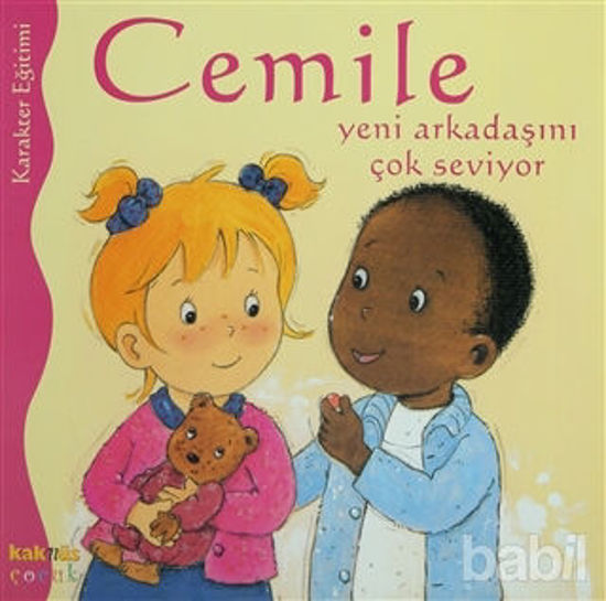 Picture of Cemile Yeni Arkadaşını Çok Seviyor